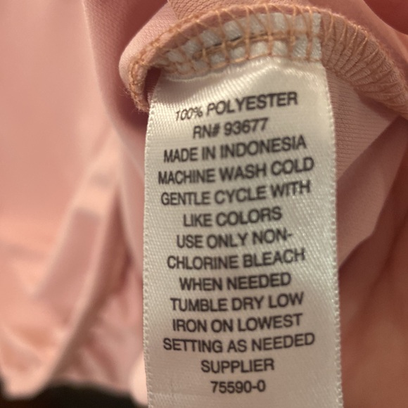 Women’s Top - Picture 5 of 5